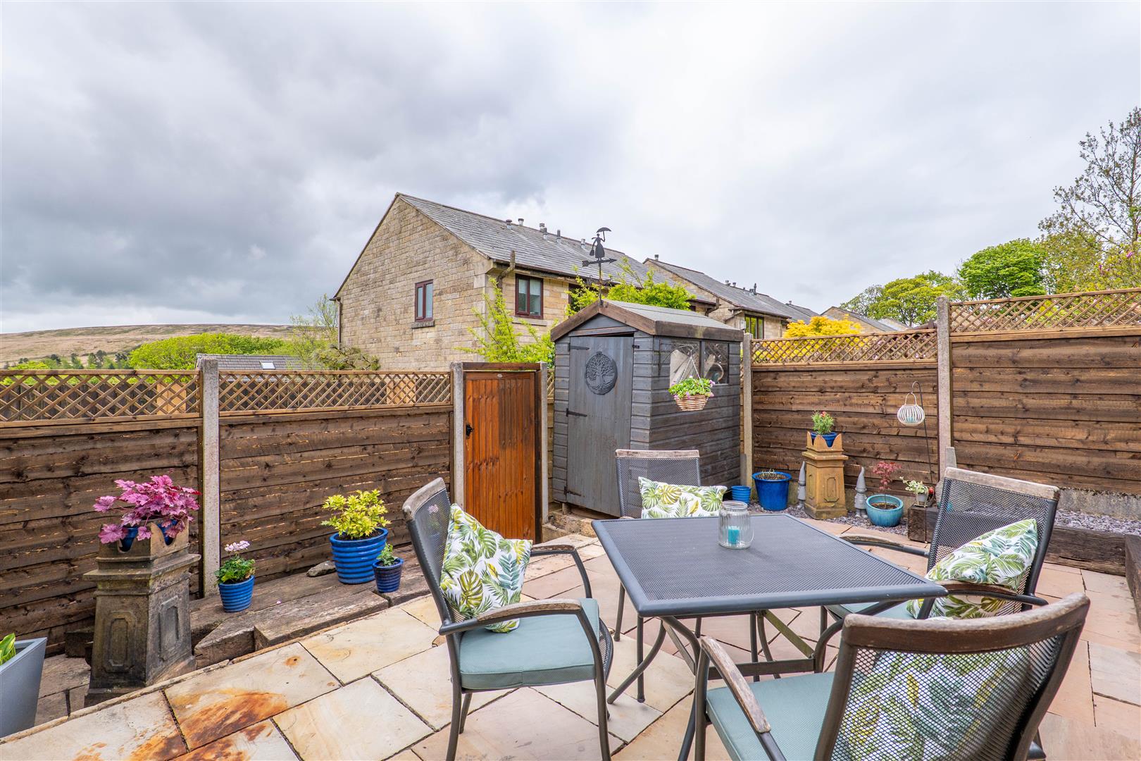 2 bed property in Naylor's Terrace, Bolton